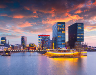 Wall Mural - Colorful spring sunset of Rhein river at night in Dusseldorf