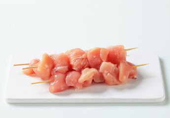 Canvas Print - Raw chicken skewers