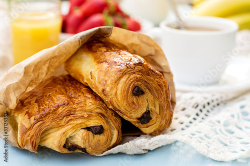 Fotografie, Obraz French viennoiserie pain au chocolat for breakfast