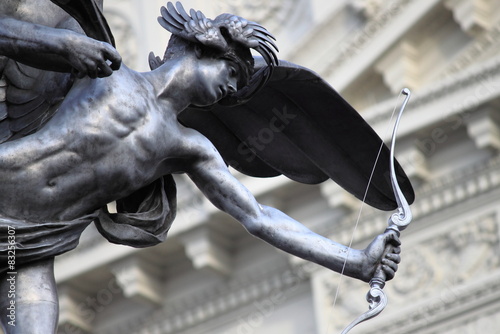 Fotografía Estatua de Eros en Piccadilly Circus, Londres
