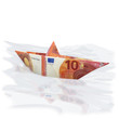 Papierschiffchen aus einem 10 Euro Schein