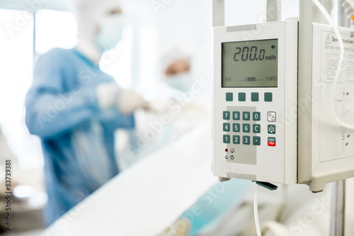 Fotomural surgeon equipment on blurred background