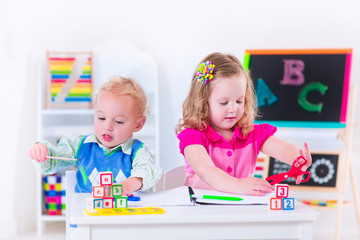 Wall Mural - Kids at preschool painting