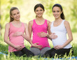 © VadimGuzhva - Pregnant fitness