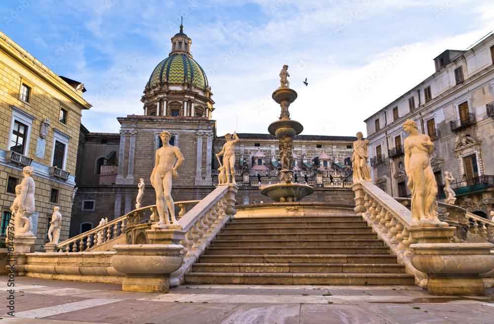 Baroque fountain on piazza Pretoria in Palermo, Sicily - obrazy, fototapety, plakaty 