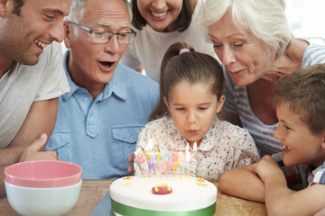 Canvas Print - Multi Generation Family Celebrating Daughter's Birthday