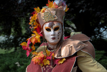 Costumes -Masqués Vénitiens - Festival De La Rose à Lyon