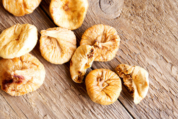 Canvas Print - Dried figs