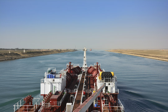 Fototapete - chemical tanker passes through the Suez Canal. Egypt