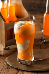 Wall Mural - Orange Soda Creamsicle Ice Cream Float