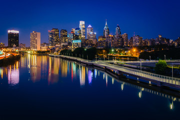 Wall Mural - The Philadelphia skyline and Schuylkill River at night, seen fro