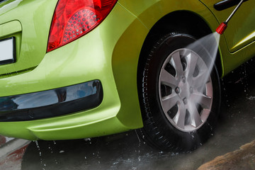 Wall Mural - Automobile in the car wash