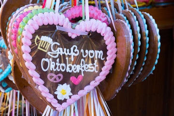 Lebkuchenherz auf dem Oktoberfest