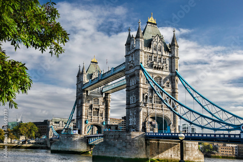 Dekoracja na wymiar  tower-bridge-w-londynie-anglia