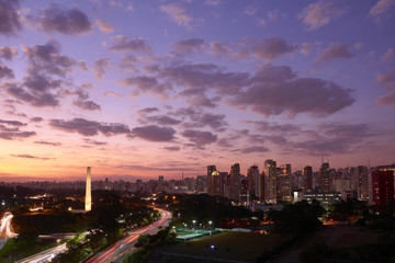 Fototapete - Sao Paulo city at nightfall, Brazil