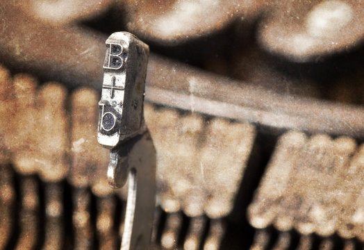 B hammer - old manual typewriter - warm filter