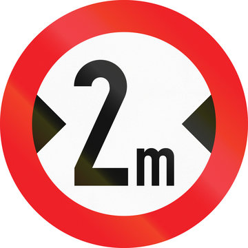Austrian sign prohibiting thoroughfare of vehicles with a width over 2 meters