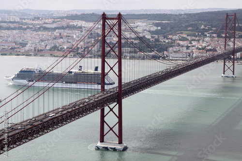 Naklejka na kafelki Lissabon Tejo Ponte 25 de Abril