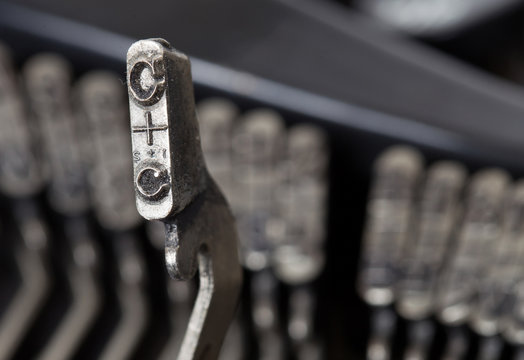 C hammer - old manual typewriter