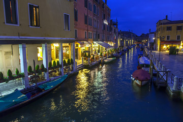 Wall Mural - VENICE, ITALY. Evening urban view. The canal and the embankment