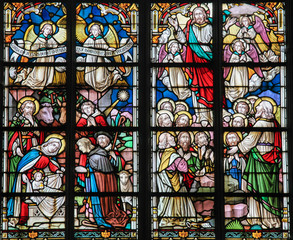 Fototapete - Stained Glass - Nativity Scene and Resurrected Christ
