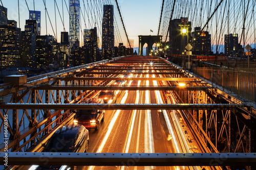 Naklejka dekoracyjna New York City at night.