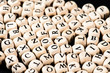 © beeboys - たくさんのアルファベット文字