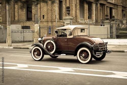 Fototapeta na wymiar Ford Model A Deluxe Cabriolet