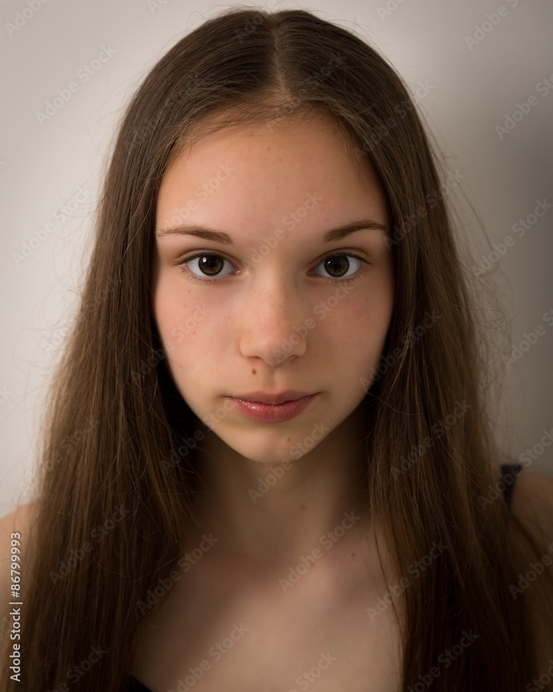 beatiful teens Beautiful Teenage Girl Face の Stock フォト | Adobe Stock