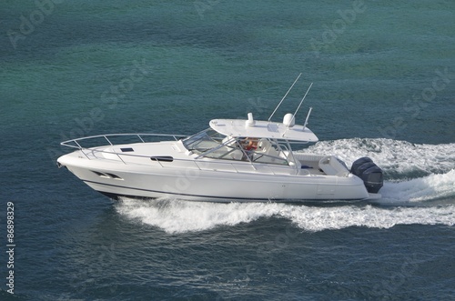 Obraz w ramie Cabin Cruiser