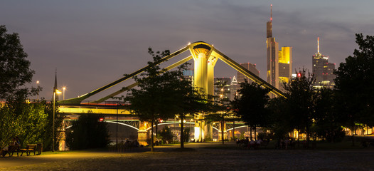 Canvas Print - frankfurt downtown germany in the evening