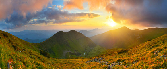 Wall Mural - sunset mountains