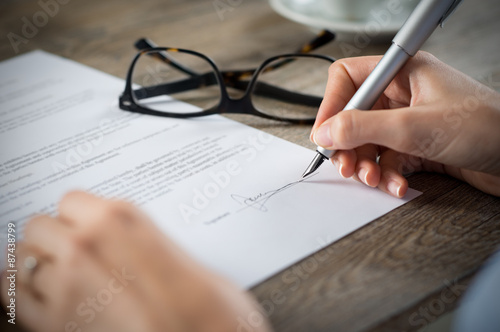Fotografía La firma de un formulario