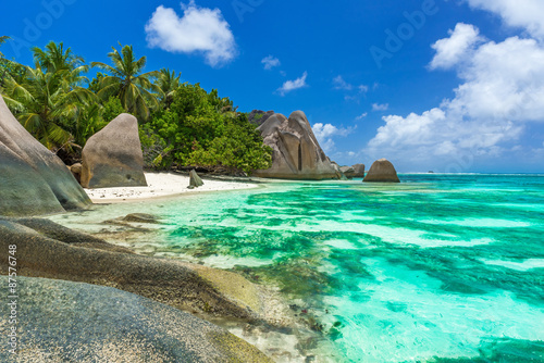 anse-source-d-39-argent-plaza-na-wyspie-la-digue-na-seszelach