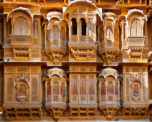 Wall Mural - The beautiful Patwon ki Haveli palace, Jaisalmer, Rajasthan, India