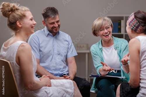 Fotografía Grupo durante la reunión con el terapeuta