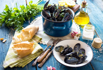 Poster - Mussels with buzara sauce 