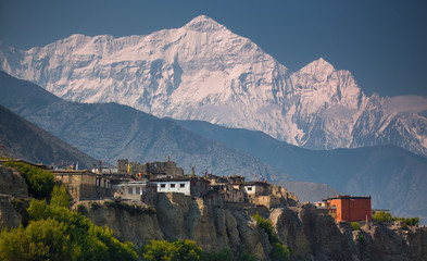 Wall Mural - rural life in front of incredible himalayas. nepal, acap, upper mustang, kagbeni village (2,810 m) a
