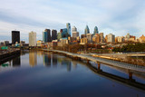 Fototapeta Miasto - A panoramic view of Philadelphia, Pennsylvania skyline