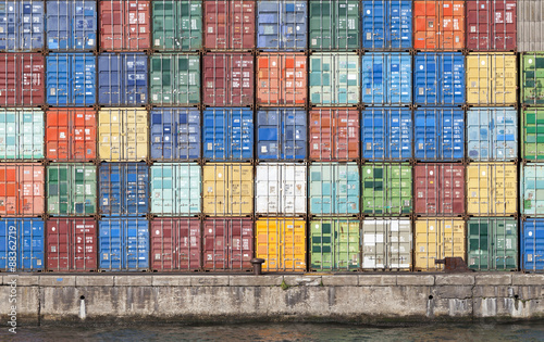 Vászonkép  Container im Hafen von Antwerpen, Belgien