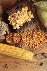 Canvas Print - Popcorn and yellow dry corn grain with fresh corn.