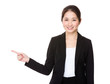 © leungchopan - Businesswoman with finger point aside
