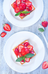 Canvas Print - cake with fresh strawberry