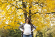 © BGStock72 - Pregnant woman in the autumn park