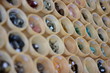 © Eric Riflet - Petites boites de pierres de toutes les couleurs