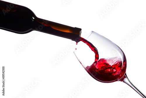 Cuadros en Lienzo El vino rojo sobre fondo blanco