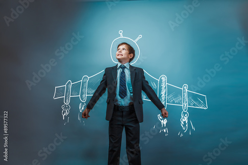 Láminas Adolescente, muchacho, hombre de negocios, superhéroe, piloto, alas, avión, inf