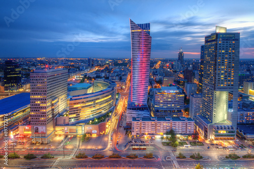 Naklejka na szybę Warszawa wieczorna panorama miasta