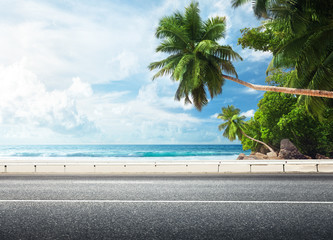 Papier Peint - road on tropical beach