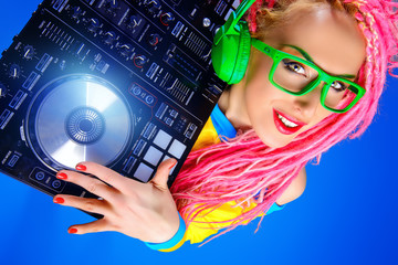 Wall Mural - bright dj girl